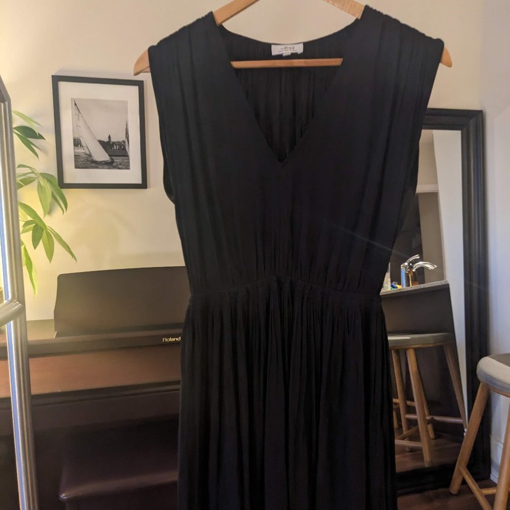 Wilfred Black Flowy Mini Dress - Small